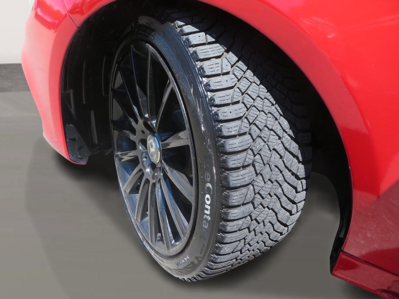 2017 Mercedes-Benz CLA-Class 4dr Sdn CLA 250 4MATIC Photo