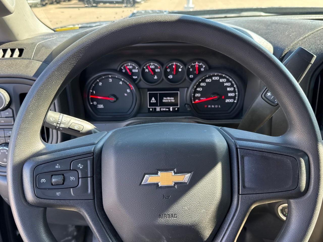 2026 Chevrolet SILVERADO 2500HD 4WD Crew Cab Standard Box Custom Photo