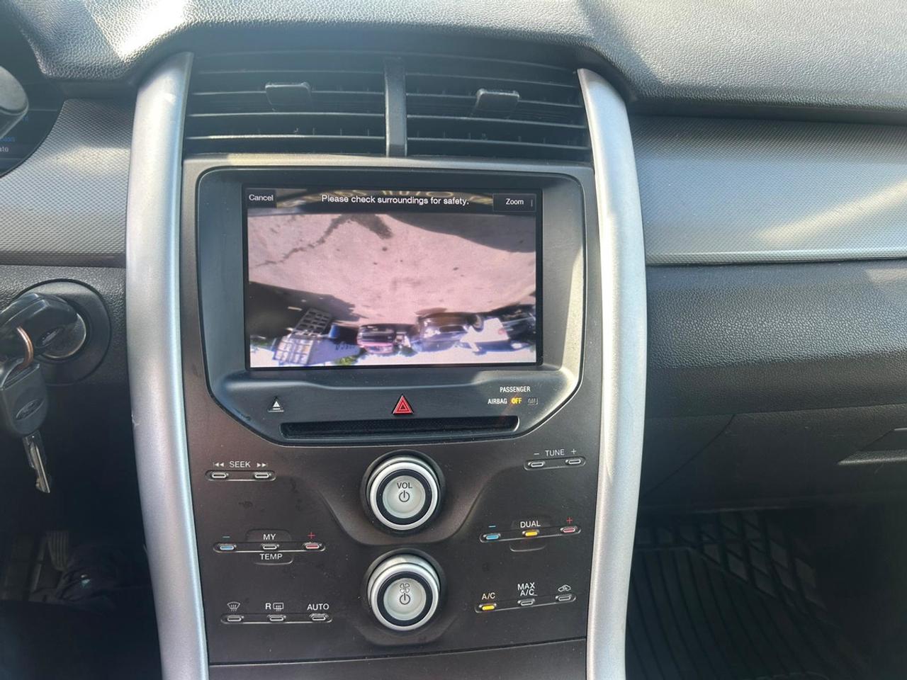 2013 Ford Edge SEL Photo2