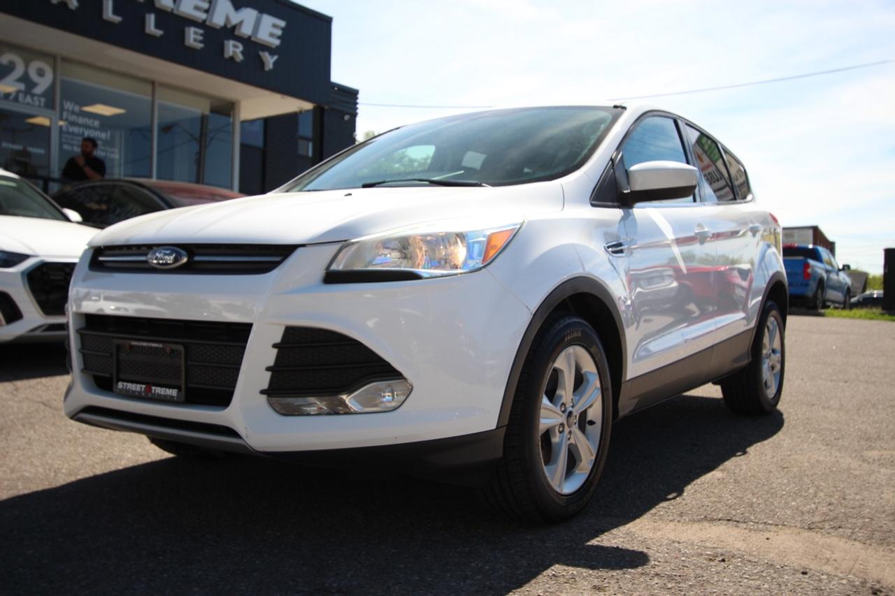 2013 Ford Escape SE - CLEAN CARFAX, NO ACCIDENTS Photo4