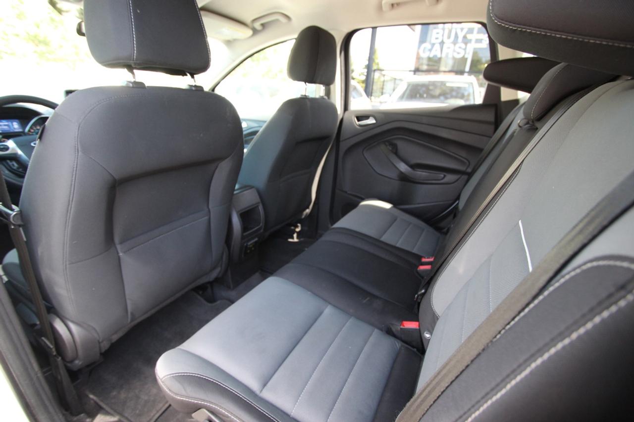 2013 Ford Escape SE - CLEAN CARFAX, NO ACCIDENTS Photo