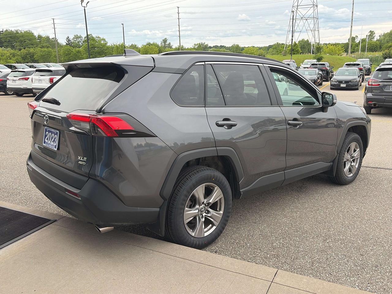 2023 Toyota RAV4 XLE AWD   Sunroof   Clean Carfax Photo