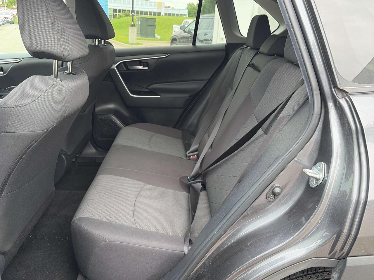 2023 Toyota RAV4 XLE AWD   Sunroof   Clean Carfax Photo
