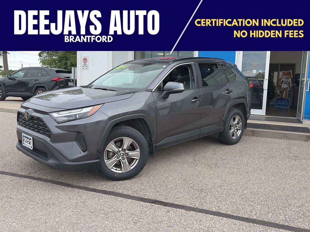 2023 Toyota RAV4 XLE AWD   Sunroof   Clean Carfax Photo0