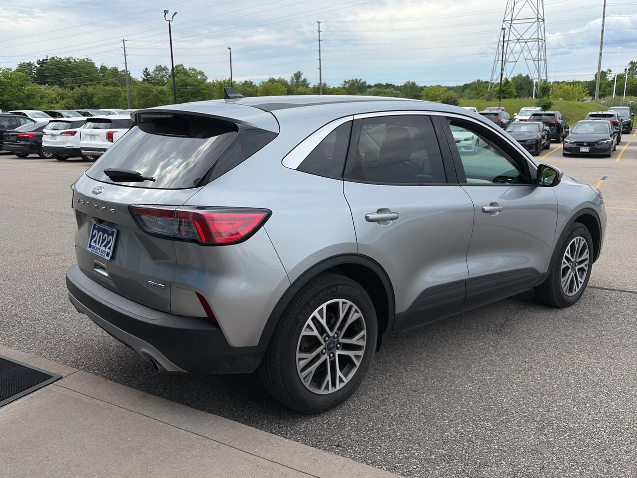 2022 Ford Escape SEL AWD Photo4