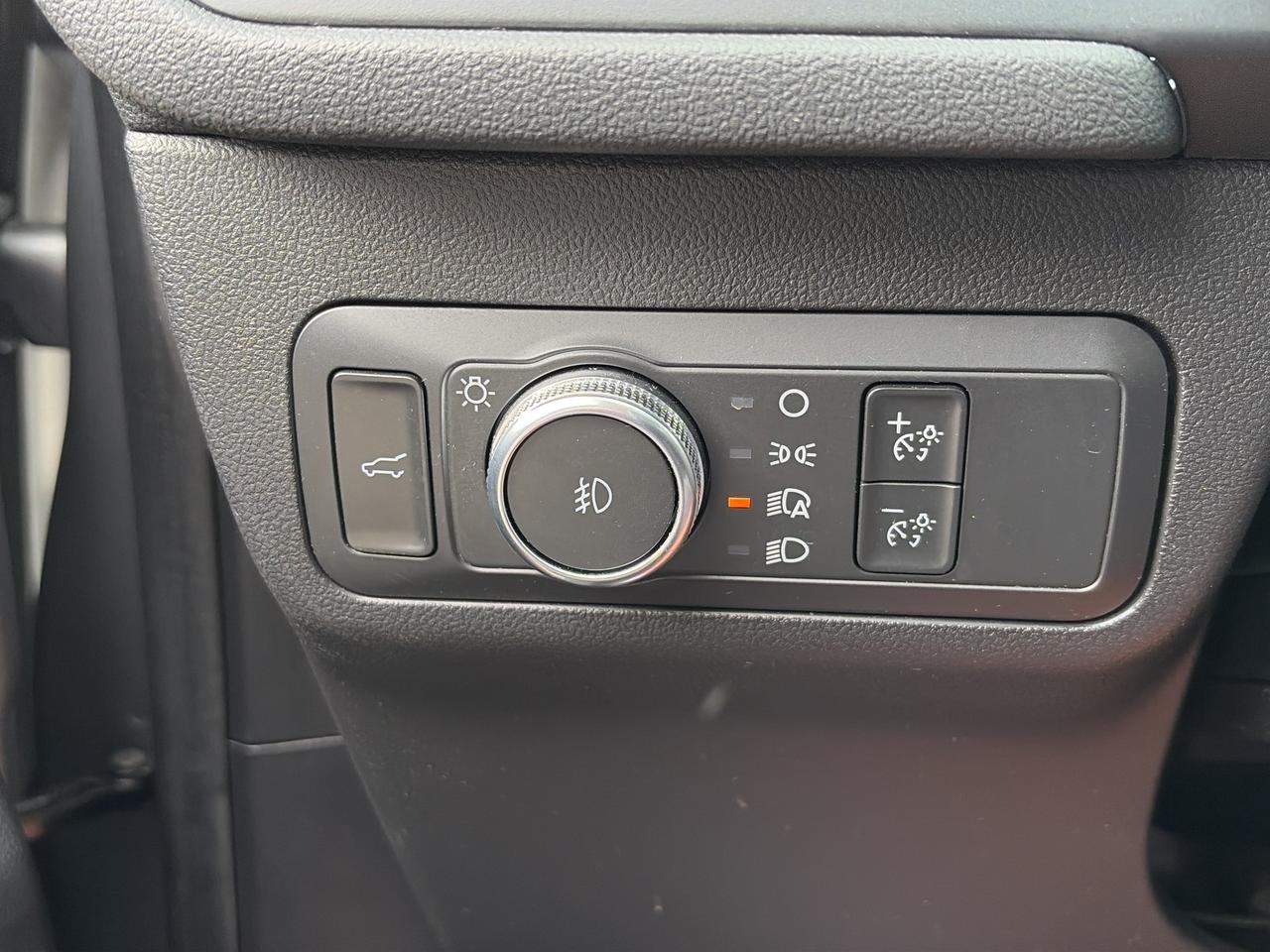 2022 Ford Escape SEL AWD Photo