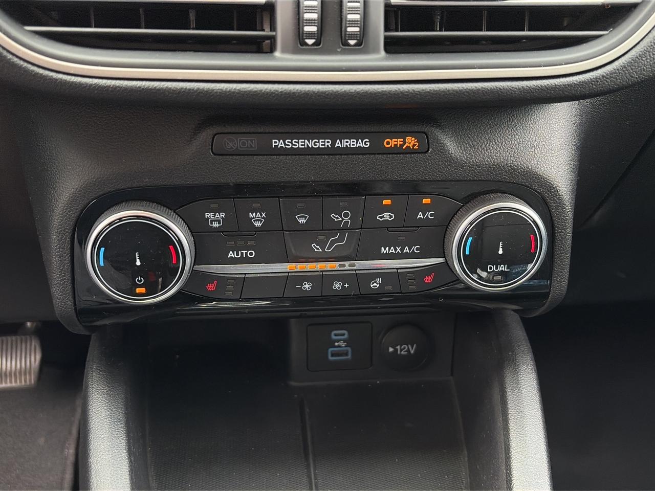 2022 Ford Escape SEL AWD Photo