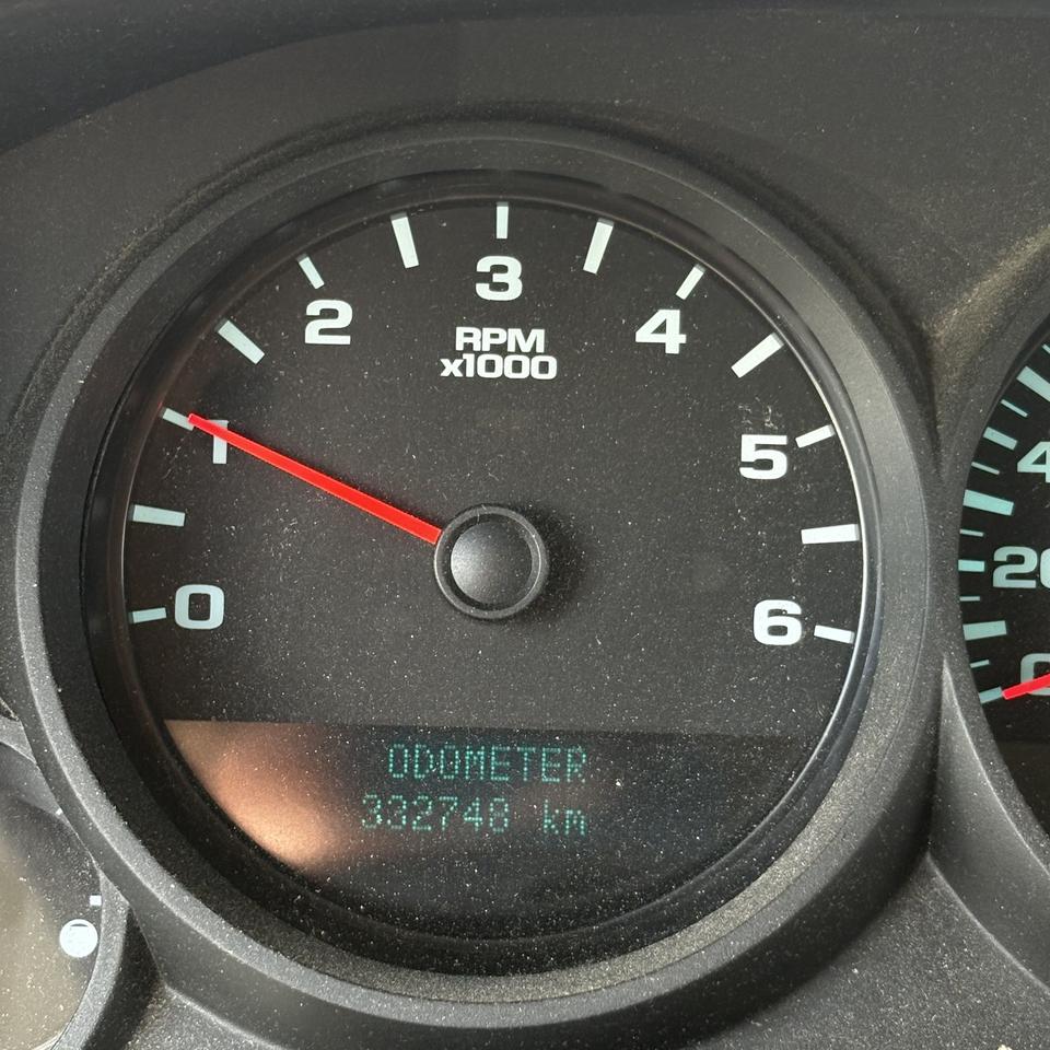 2011 GMC Sierra 1500 4WD Ext Cab 143.5  SL Nevada Edition   AS IS Photo3