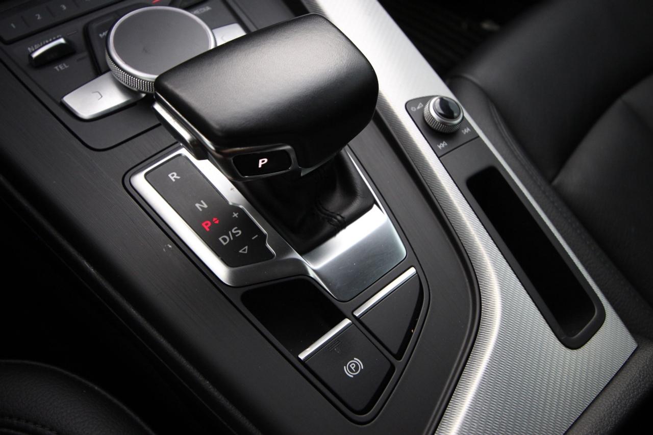2019 Audi A4 Progressiv - NO ACCIDENTS CLEAN CARFAX Photo