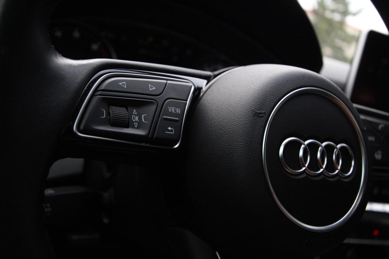 2019 Audi A4 Progressiv - NO ACCIDENTS CLEAN CARFAX Photo