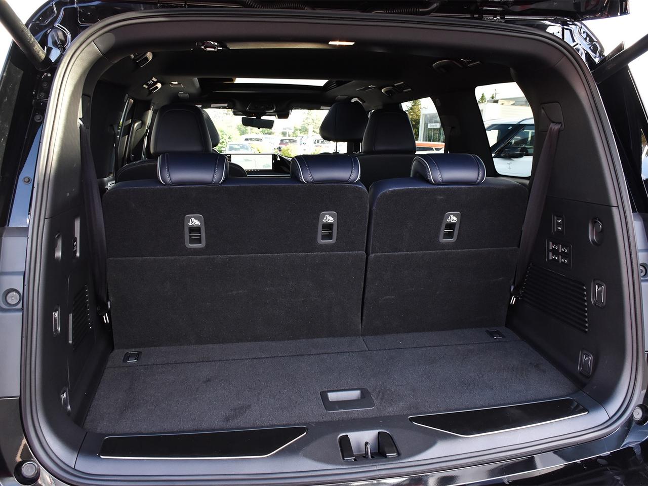 2026 Infiniti QX80 SPORT Photo
