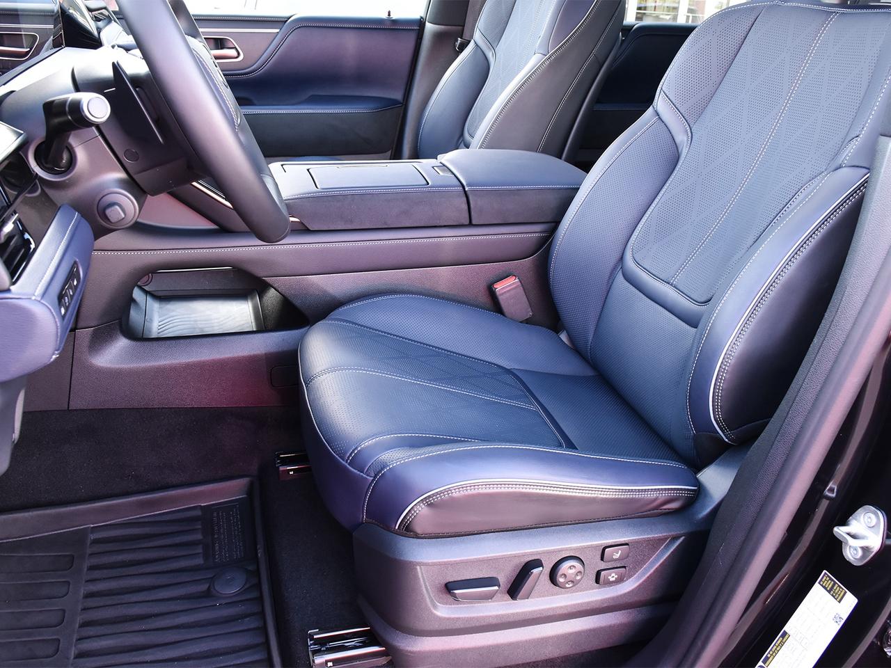 2026 Infiniti QX80 SPORT Photo