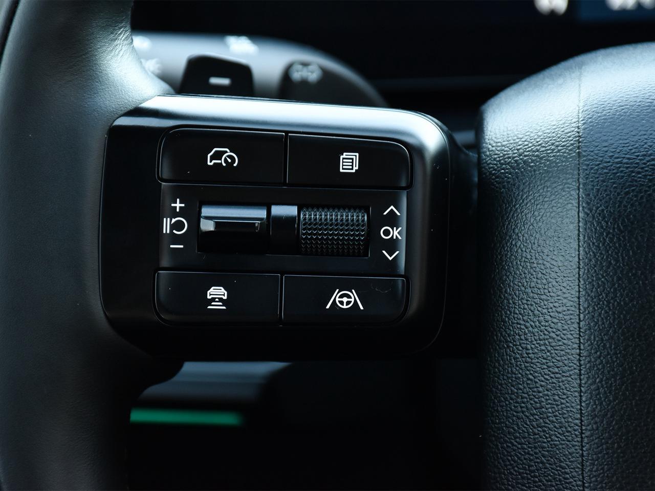 2024 Hyundai Santa Fe Ultimate Calligraphy  - HUD Photo