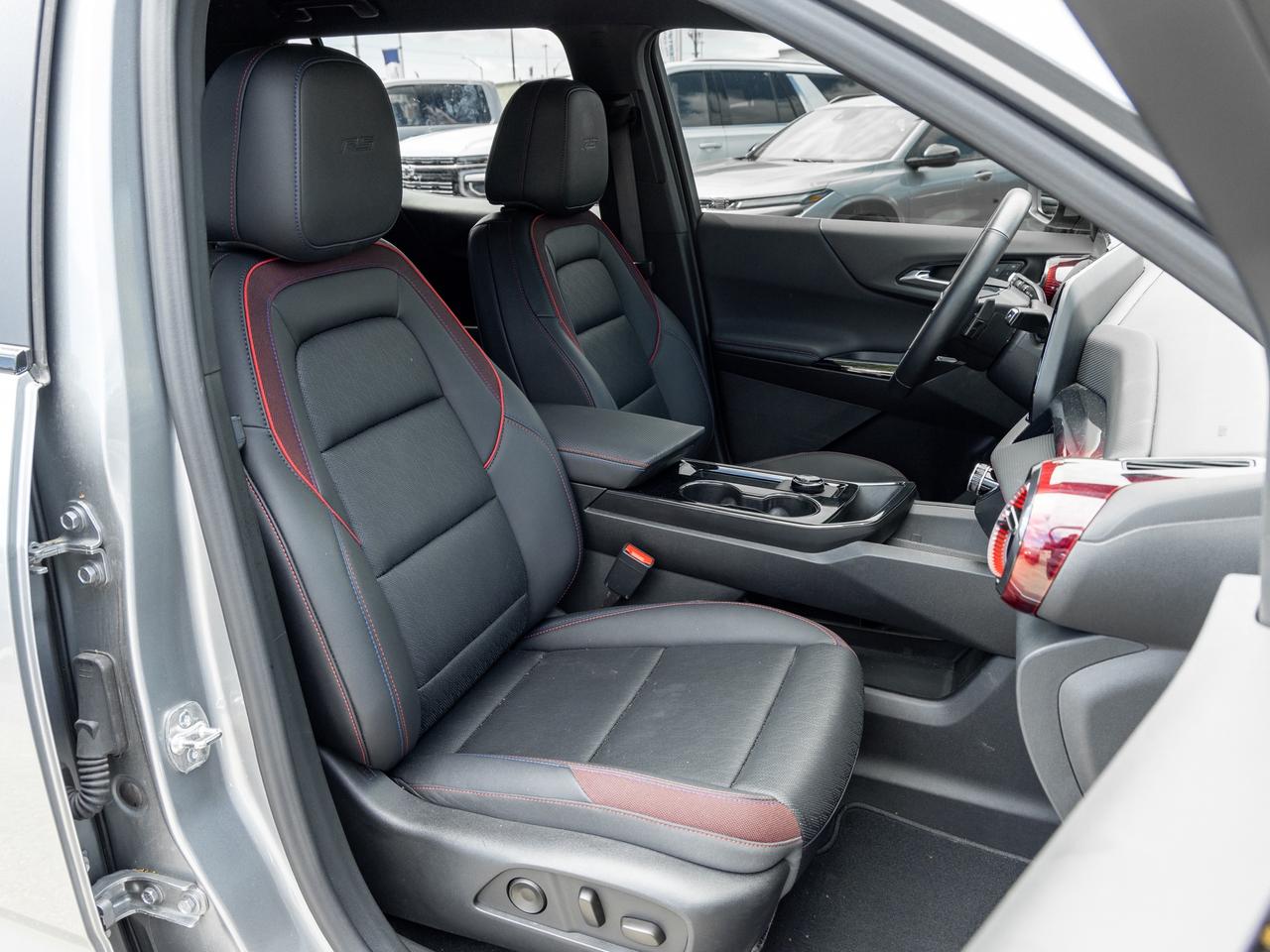 2025 Chevrolet Equinox RS AWD   Convenience Pkg III   Heated & Vent seats Photo