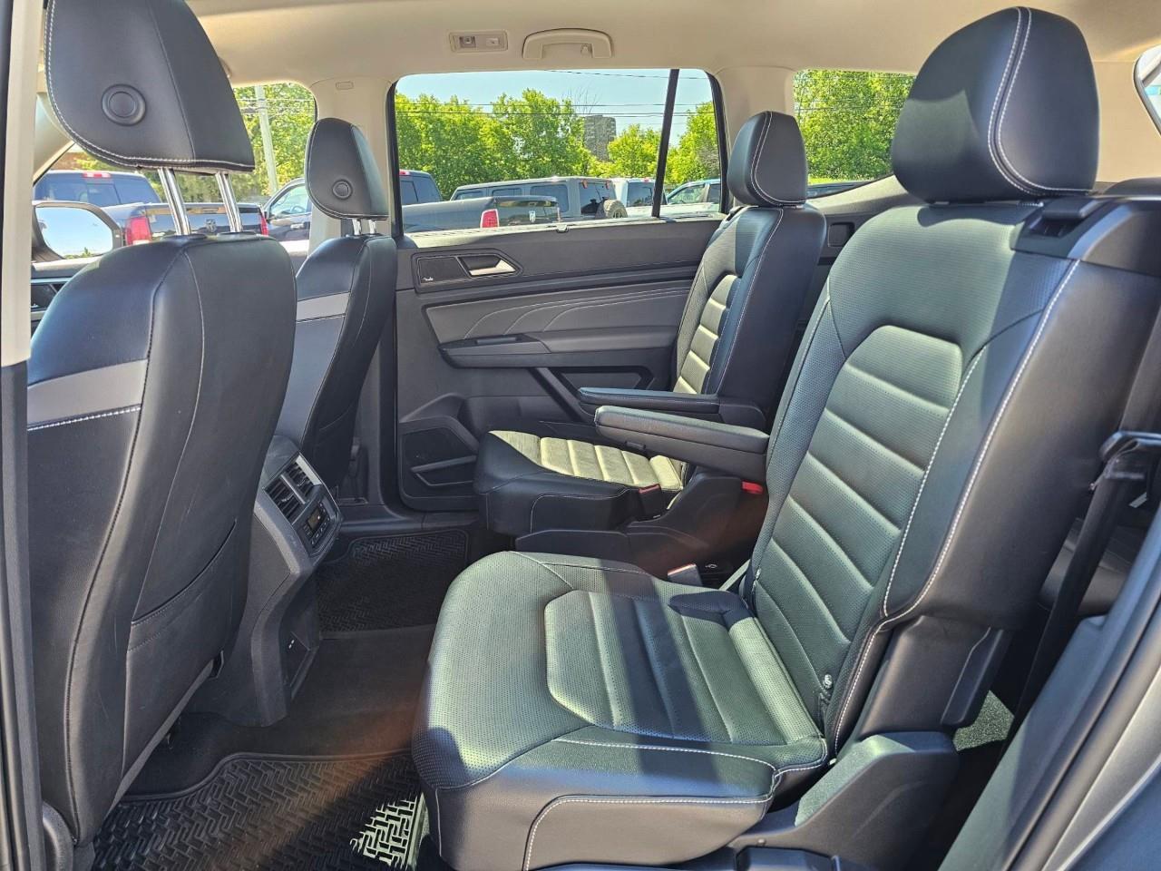 2022 Volkswagen Atlas 3.6 FSI Highline 4dr All-Wheel Drive 4MOTION Photo