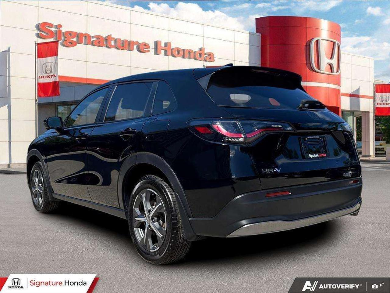 2025 Honda HR-V Sport Photo