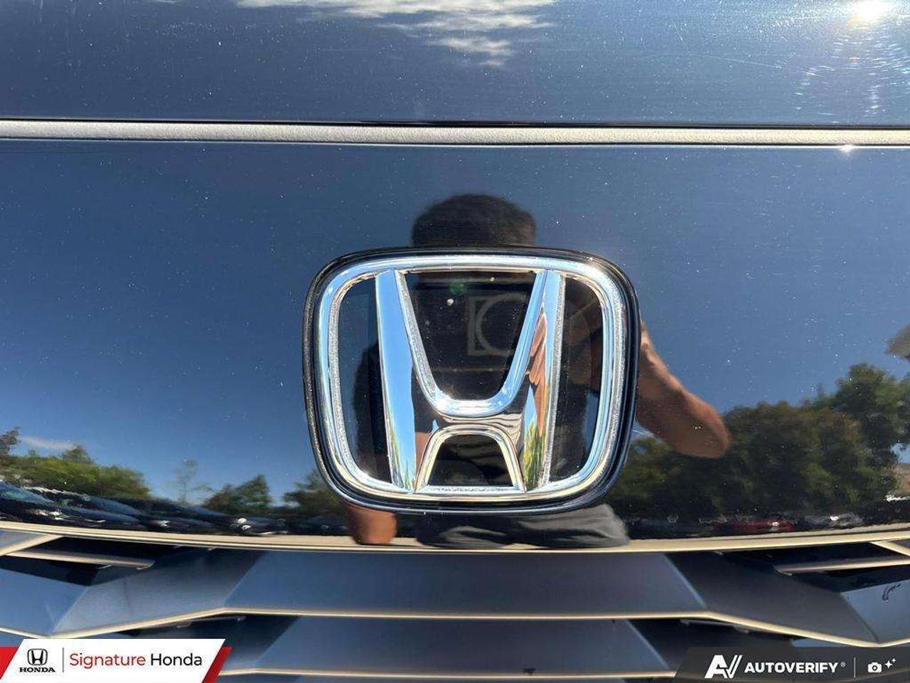 2025 Honda HR-V Sport Photo