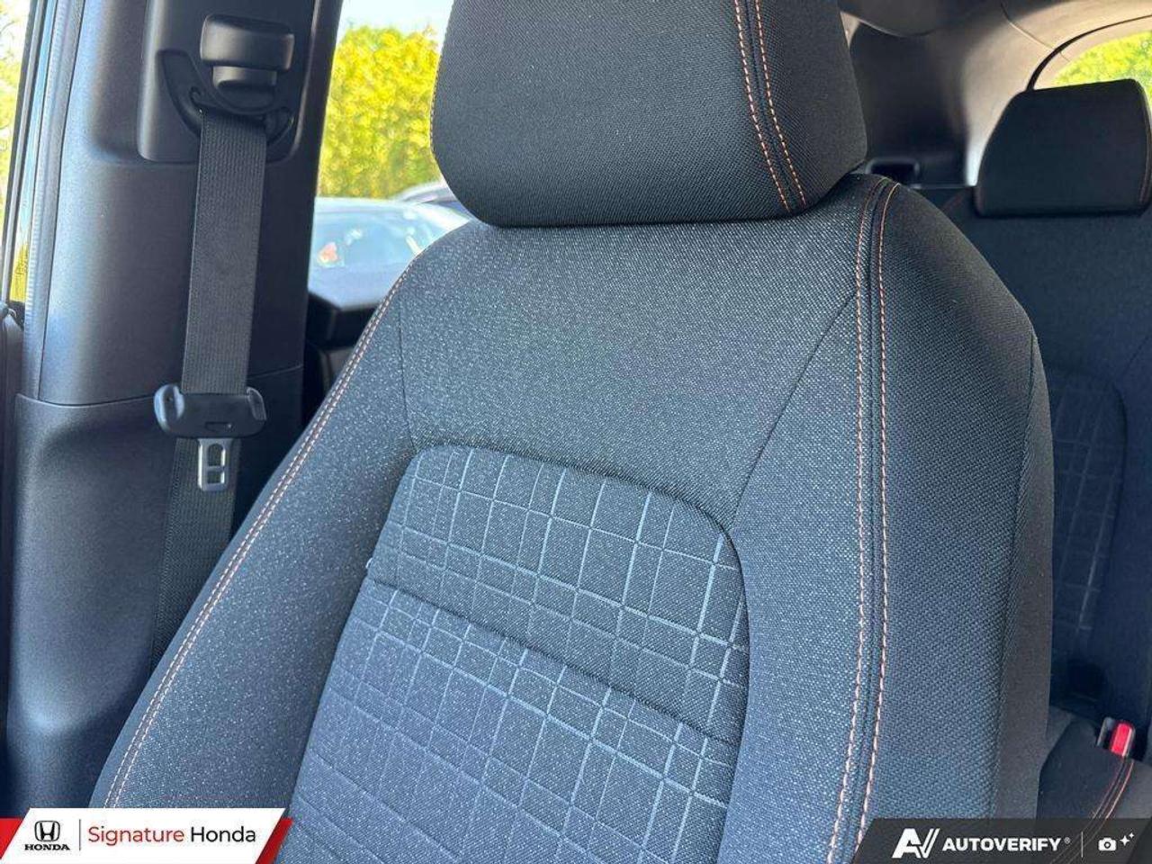 2025 Honda HR-V Sport Photo