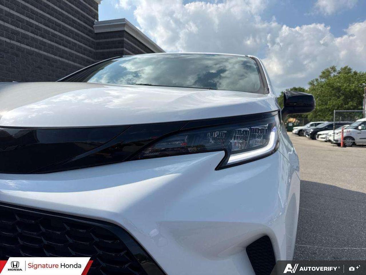 2026 Toyota Sienna XSE Photo