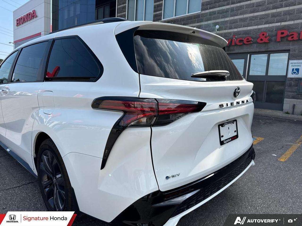 2026 Toyota Sienna XSE Photo