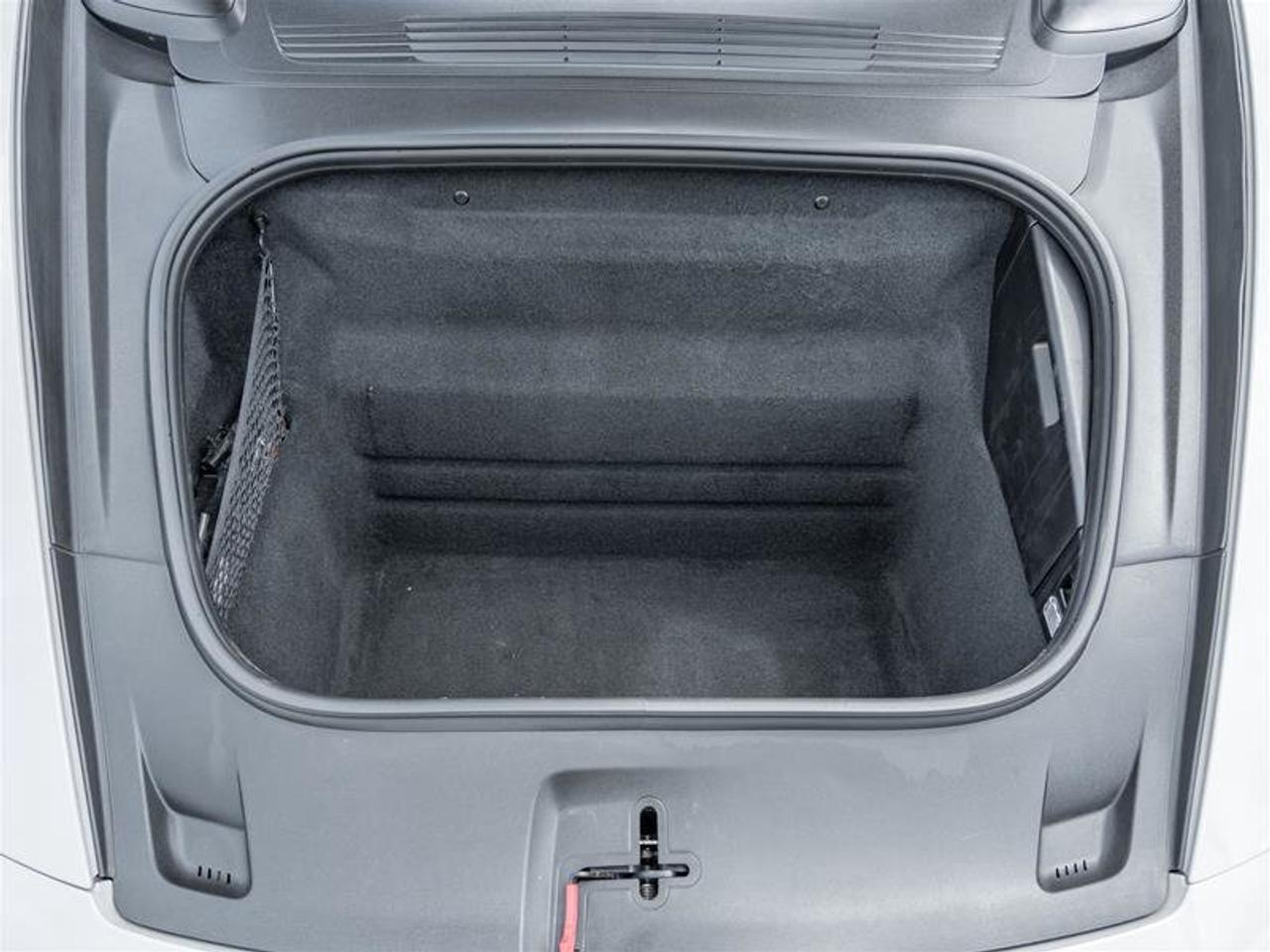 2021 Porsche 911 Carrera 4S Photo3