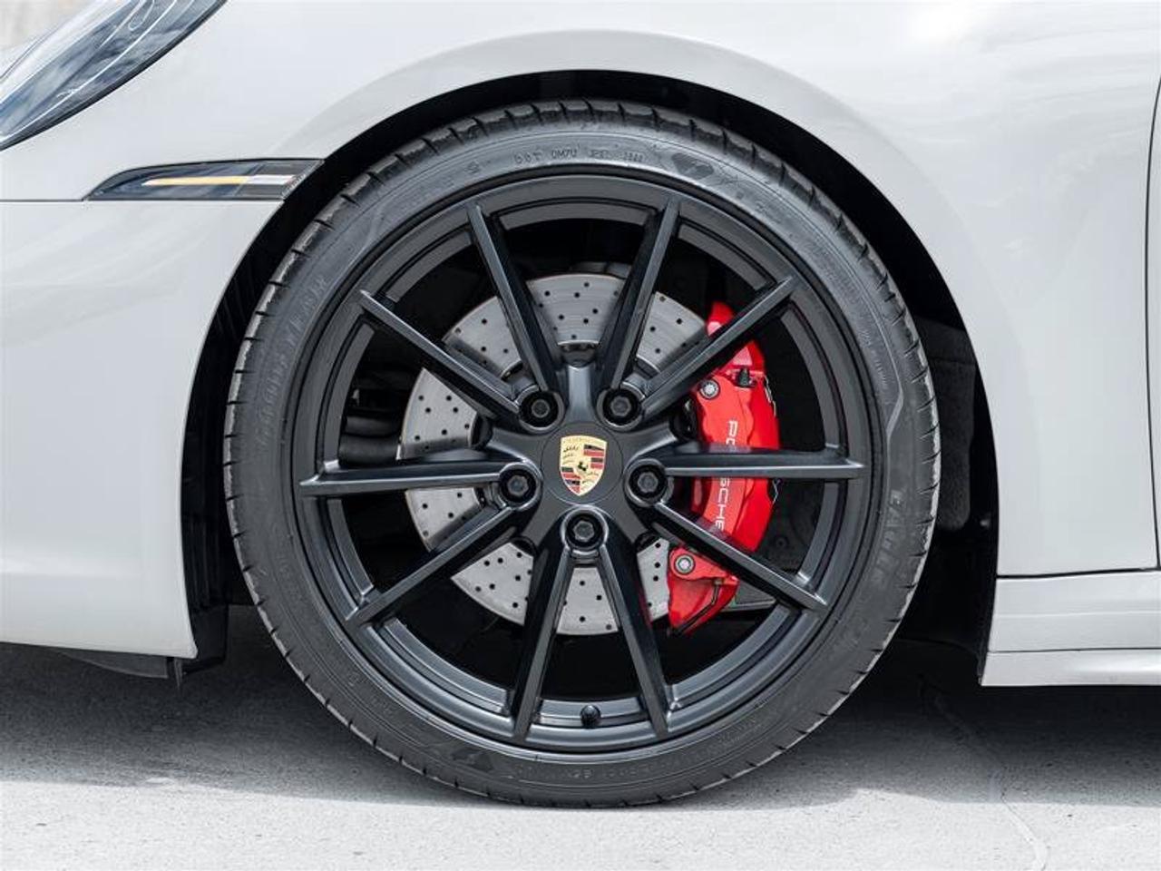 2021 Porsche 911 Carrera 4S Photo
