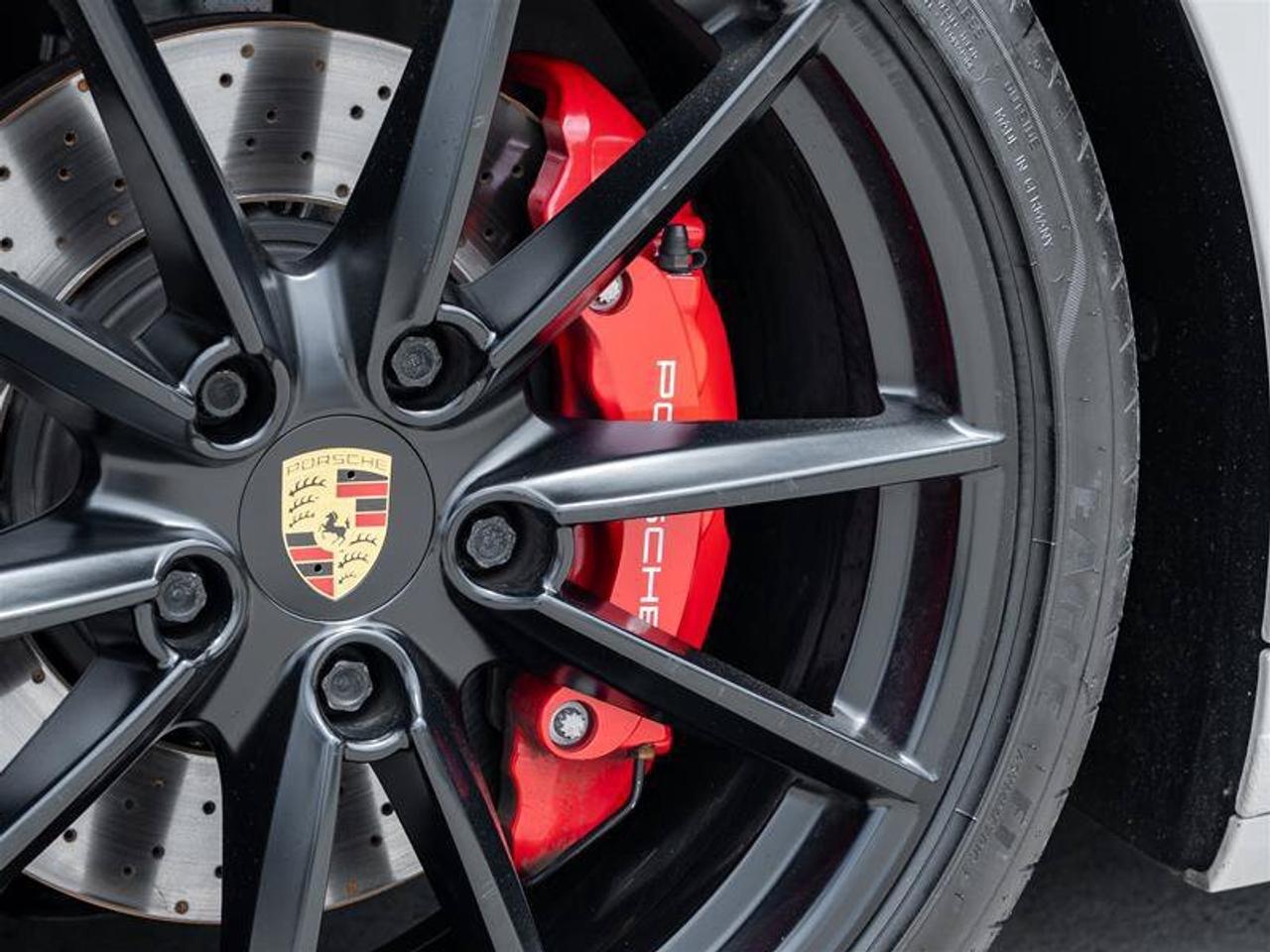 2021 Porsche 911 Carrera 4S Photo