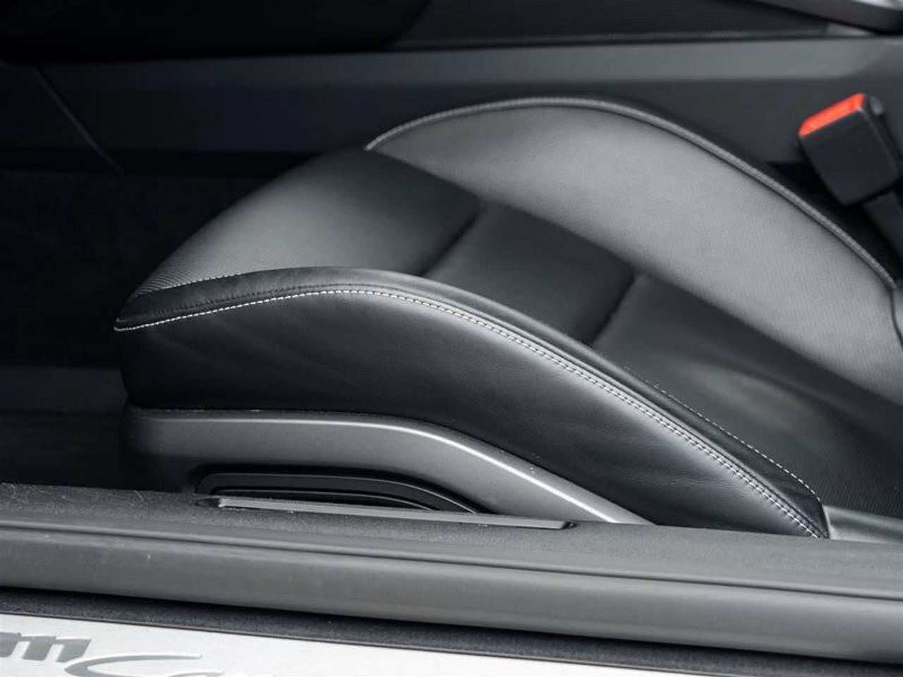 2021 Porsche 911 Carrera 4S Photo