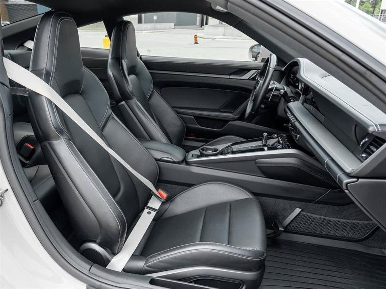 2021 Porsche 911 Carrera 4S Photo