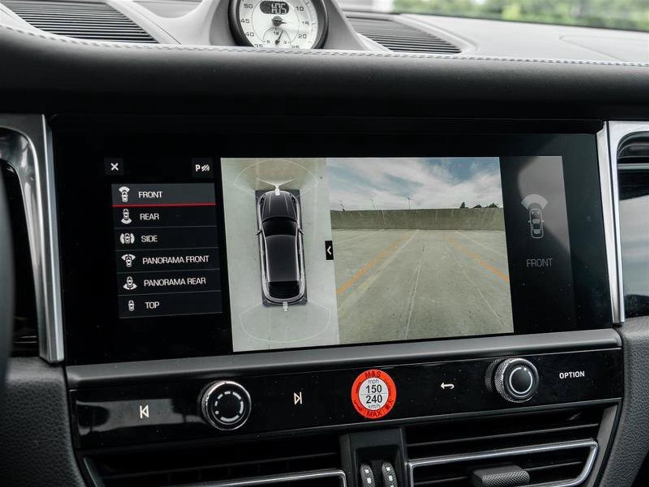 2024 Porsche Macan Base Photo