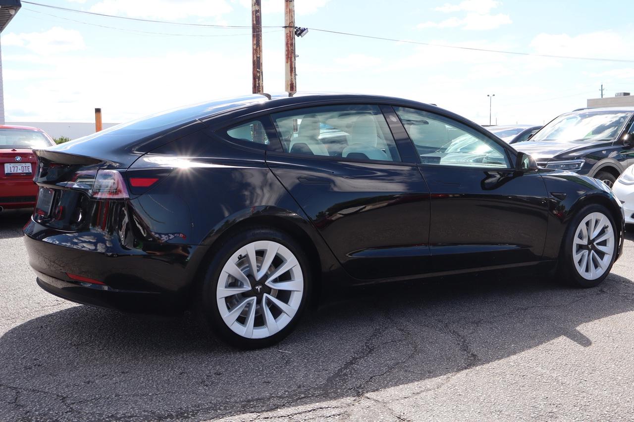 2022 Tesla Model 3 SR+   NO ACCIDENT   WHITE INTERIOR   CLEAN CARFAX Photo