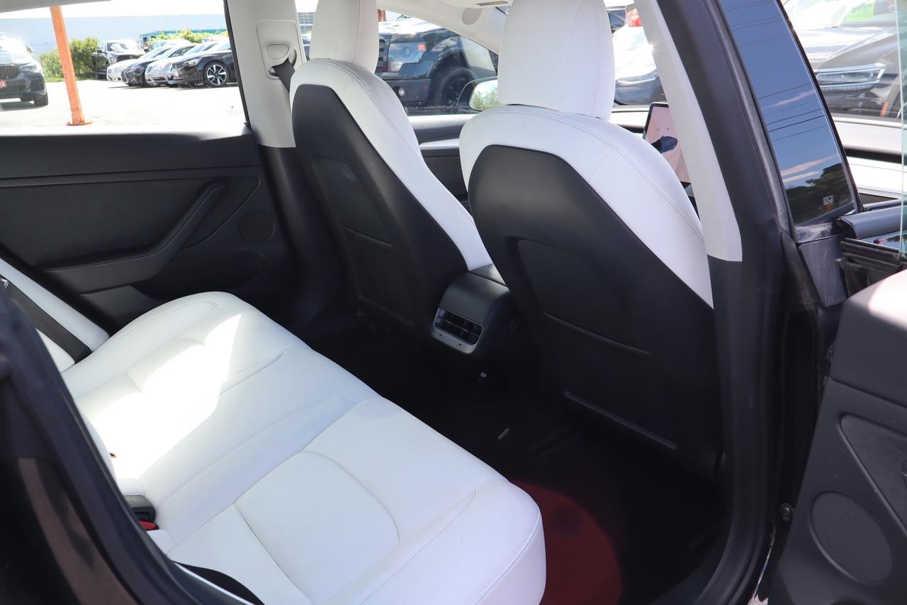 2022 Tesla Model 3 SR+   NO ACCIDENT   WHITE INTERIOR   CLEAN CARFAX Photo