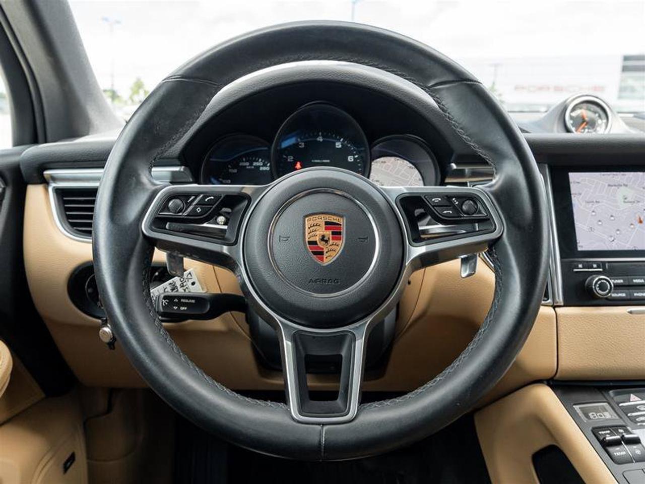 2018 Porsche Macan Base Photo