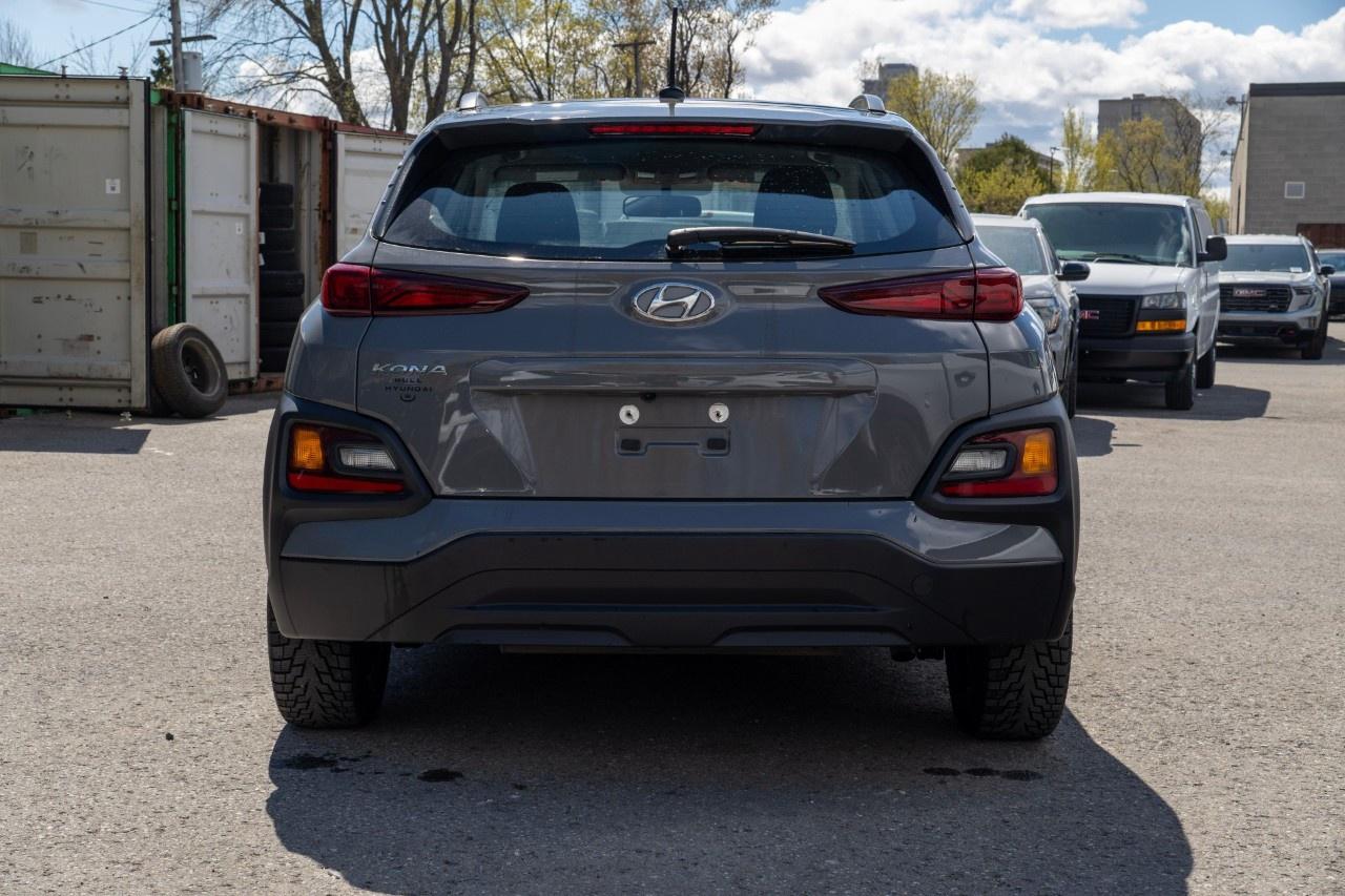 2021 Hyundai KONA 2.0L Essential FWD Photo