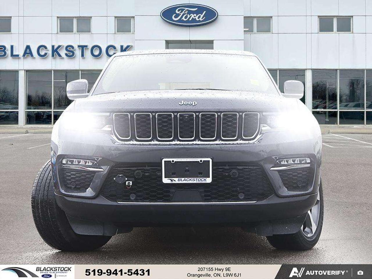 2022 Jeep Grand Cherokee Grand Limited 4x Photo2