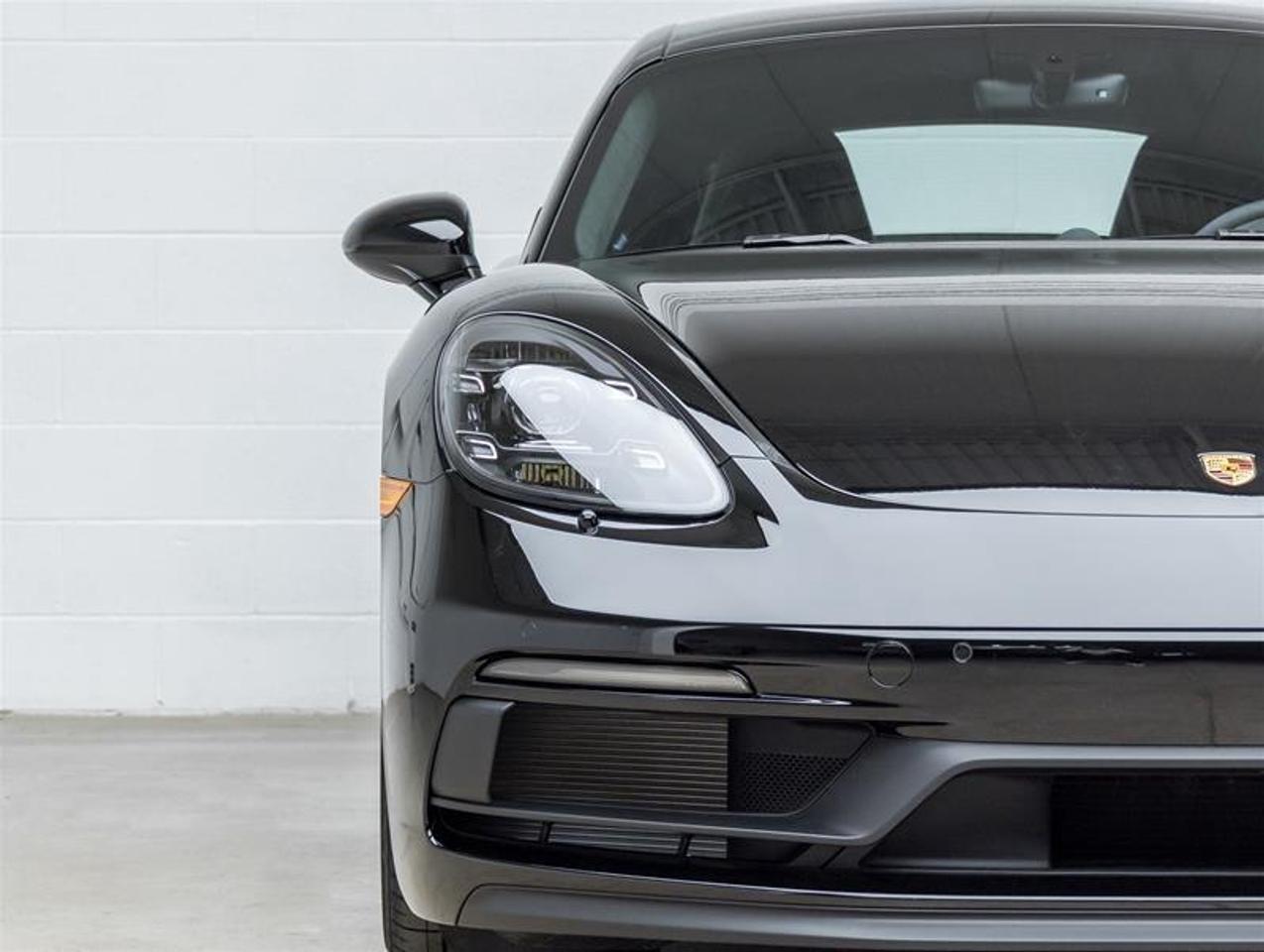 2025 Porsche 718 Cayman  Photo