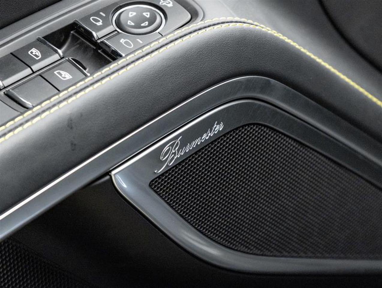 2025 Porsche 718 Cayman  Photo