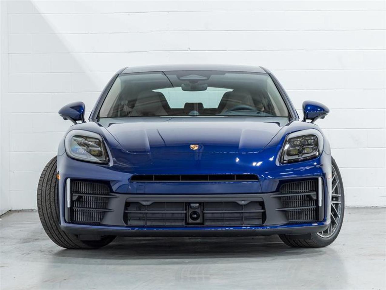 2026 Porsche Panamera  Photo