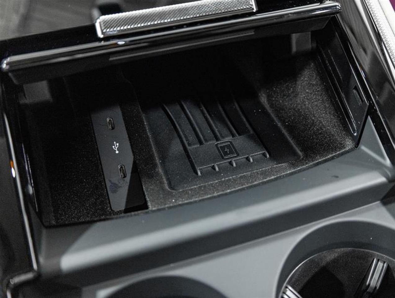 2026 Porsche Panamera  Photo