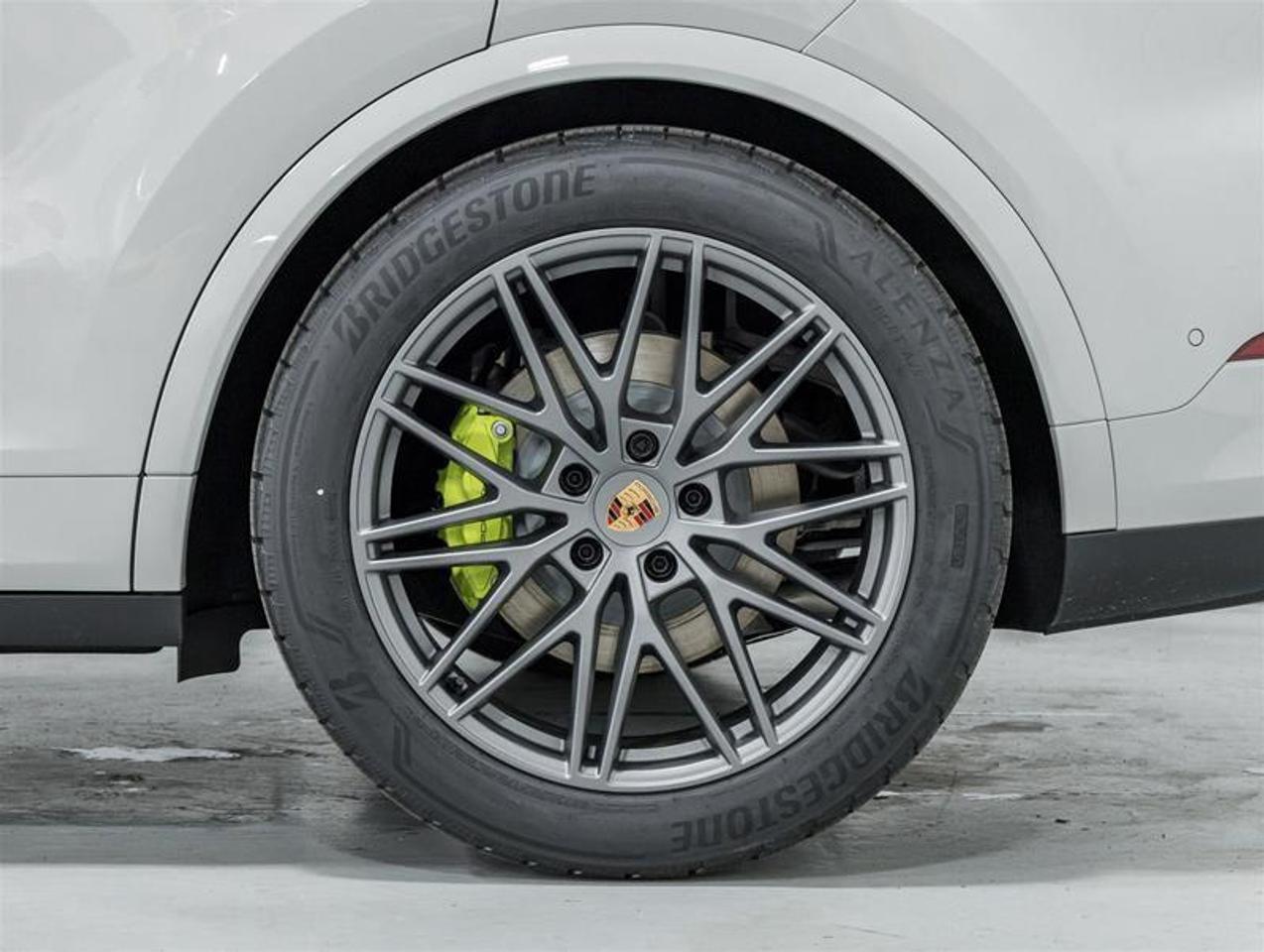 2026 Porsche Cayenne  Photo
