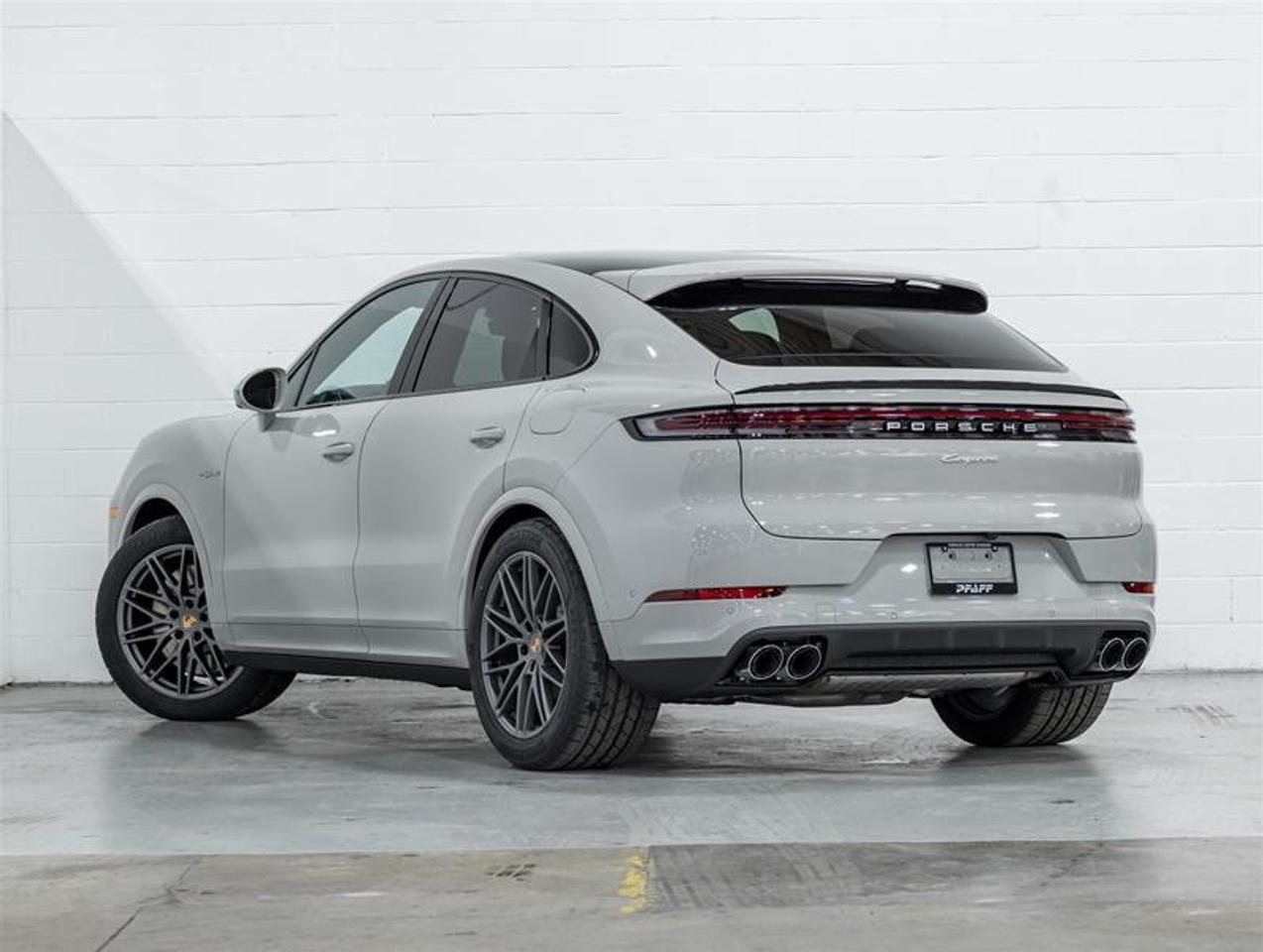 2026 Porsche Cayenne  Photo