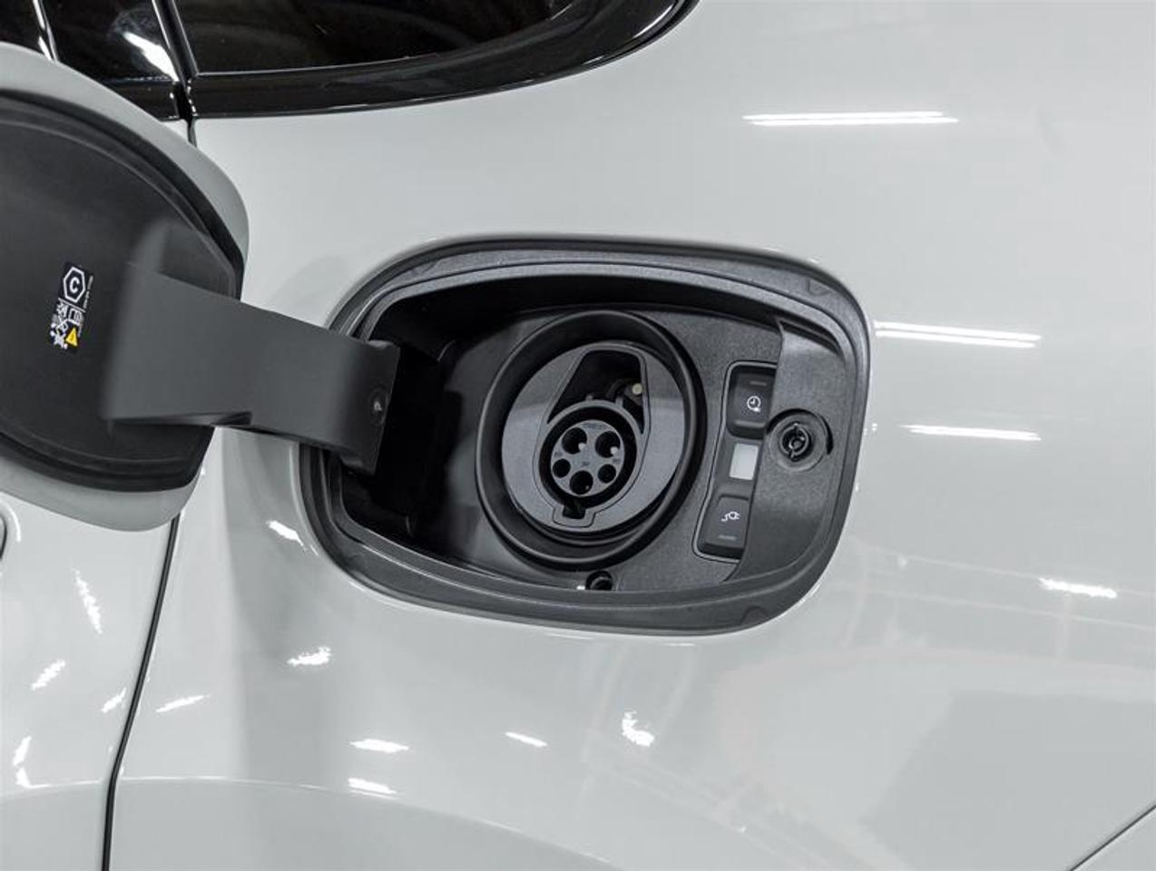 2026 Porsche Cayenne  Photo