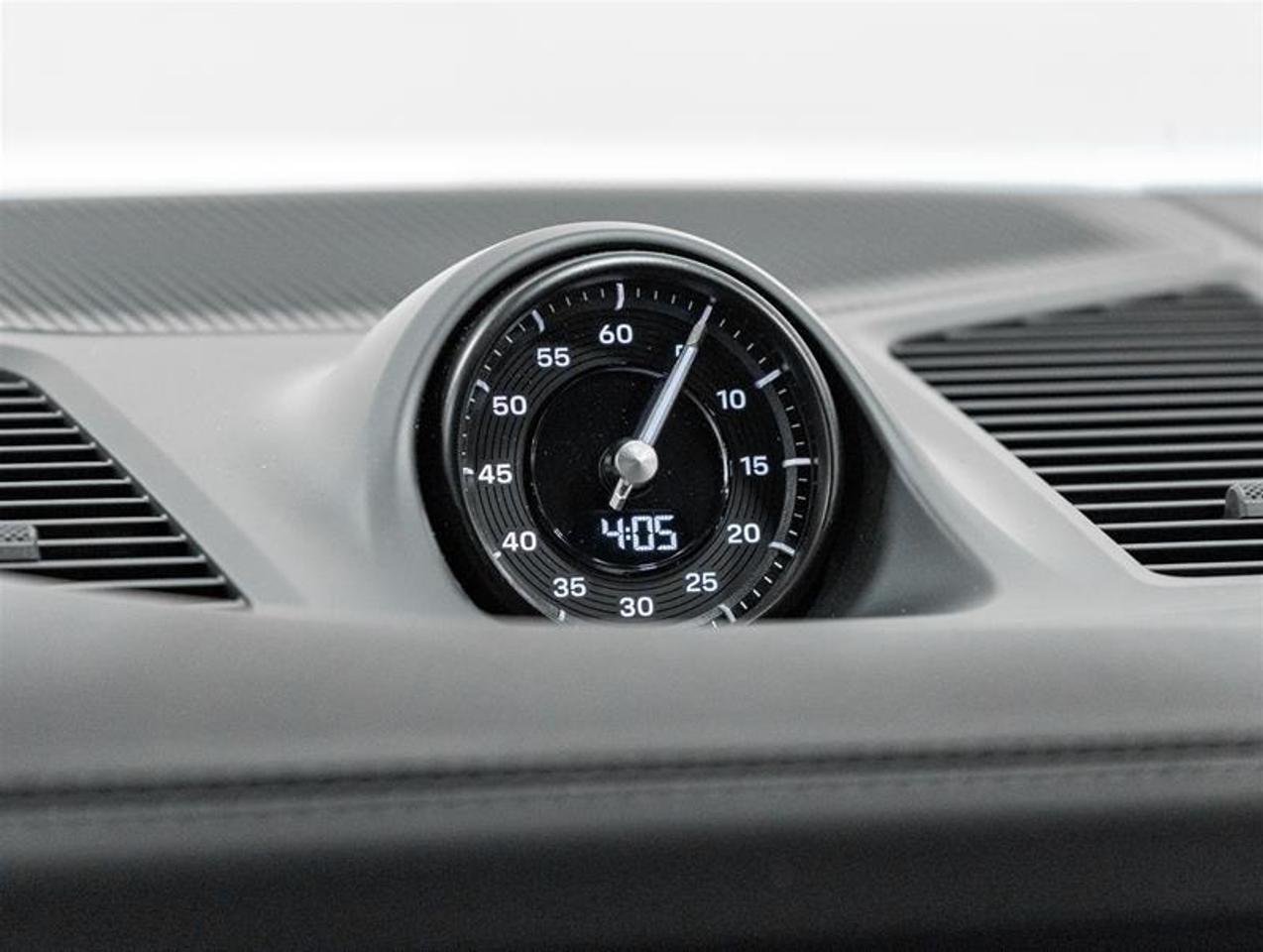 2026 Porsche Cayenne  Photo