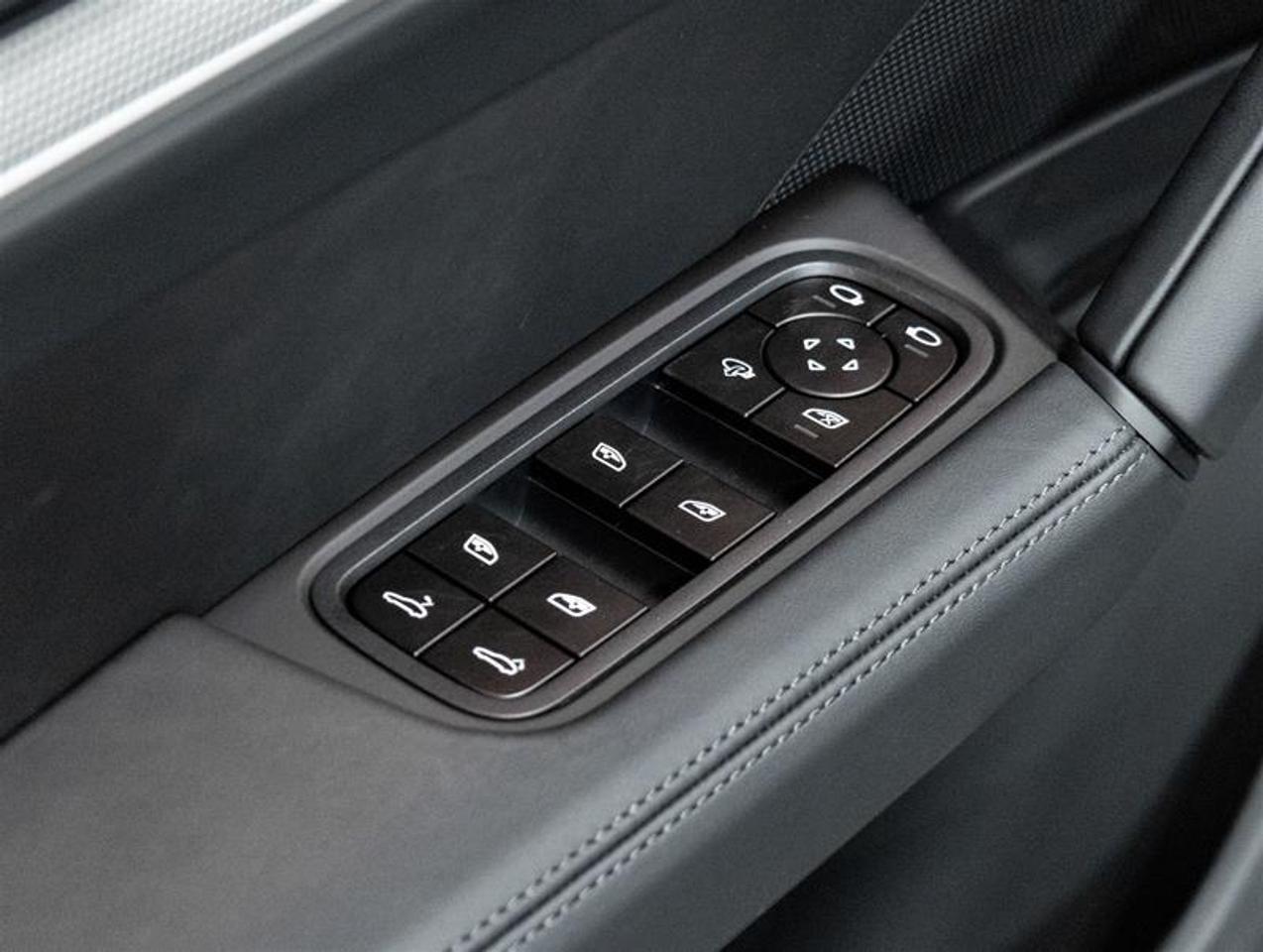 2026 Porsche Cayenne  Photo