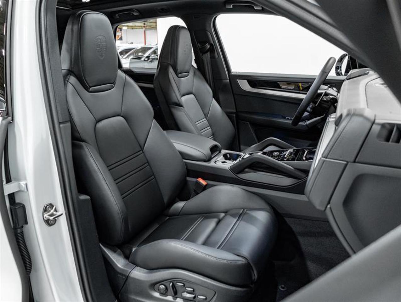 2026 Porsche Cayenne  Photo