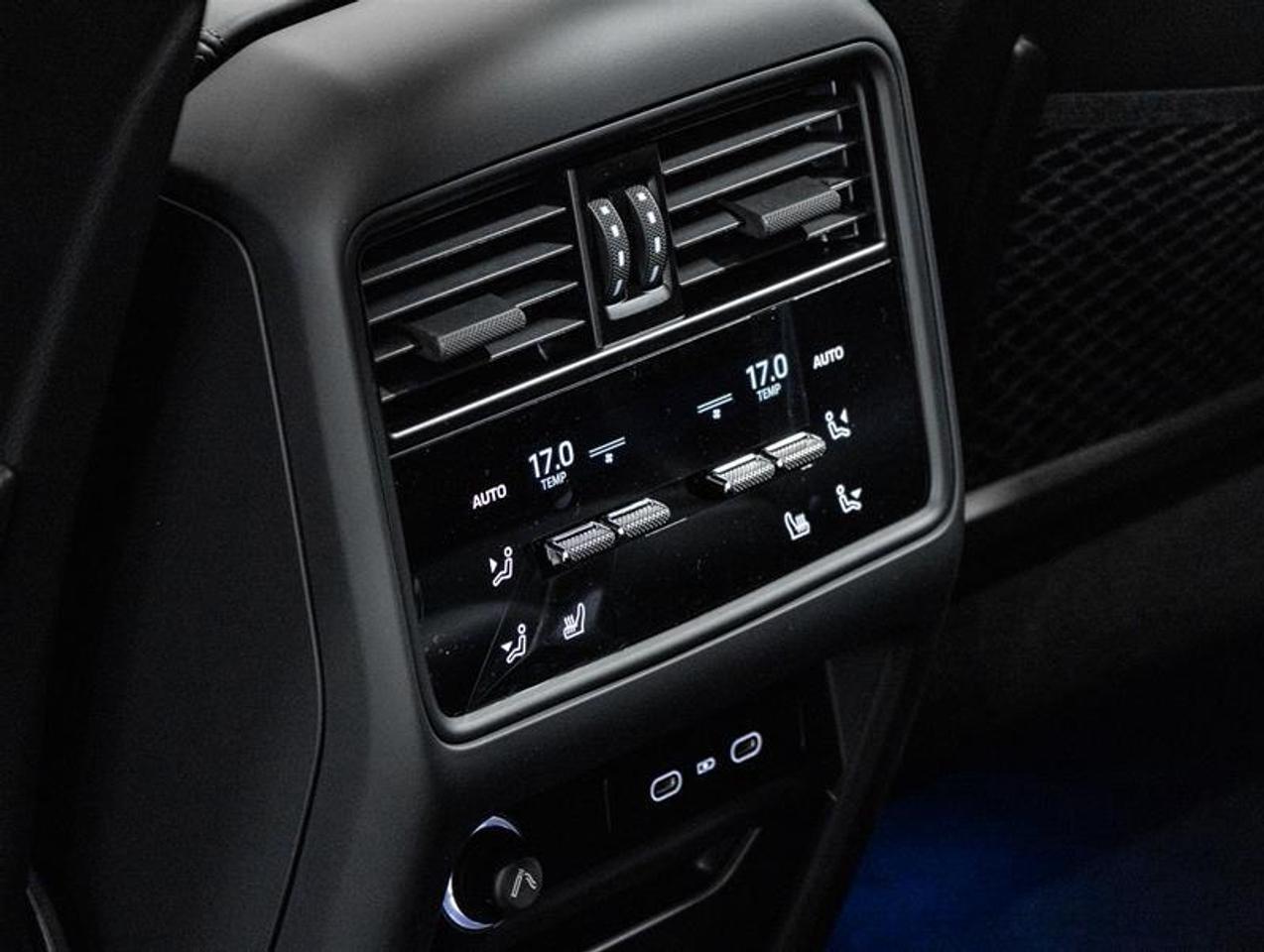 2026 Porsche Cayenne  Photo