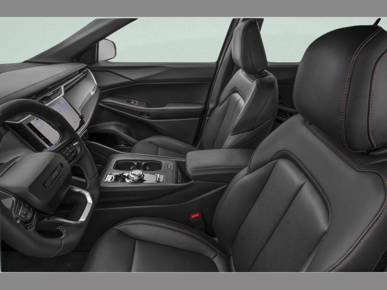 2026 Jeep Cherokee LAREDO 4x4 Photo