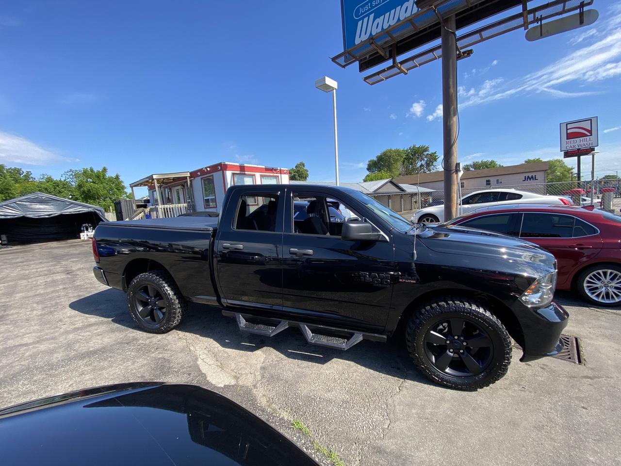 2019 RAM 1500 Classic Express 4x4 Quad Cab 6'4  Box Photo