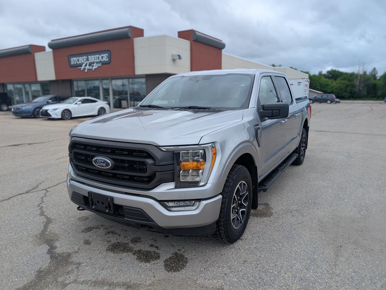 <p dir=ltr>2022 Ford F150 XLT with 123375km. 5.0L V8 4x4. Clean title and safetied. Manitoba truck, 1 owner.&nbsp;</p><p>&nbsp;</p><p dir=ltr>Massive 12 touchscreen display</p><p dir=ltr>Command start</p><p dir=ltr>Leather interior</p><p dir=ltr>Heated seats&nbsp;</p><p dir=ltr>Navigation</p><p dir=ltr>Blind spot monitoring</p><p dir=ltr>Apple CarPlay/Android Auto</p><p dir=ltr>Trailer brake controller</p><p dir=ltr>Lane keep assist</p><p dir=ltr>Back up camera</p><p dir=ltr>Keyless entry</p><p dir=ltr>Running boards&nbsp;</p><p>&nbsp;</p><p dir=ltr>We take trades! Vehicle is for sale in Steinbach by STONE BRIDGE AUTO INC. Dealer #5000 we are a small business focused on customer satisfaction. Text or call before coming to view and ask for sales.</p>