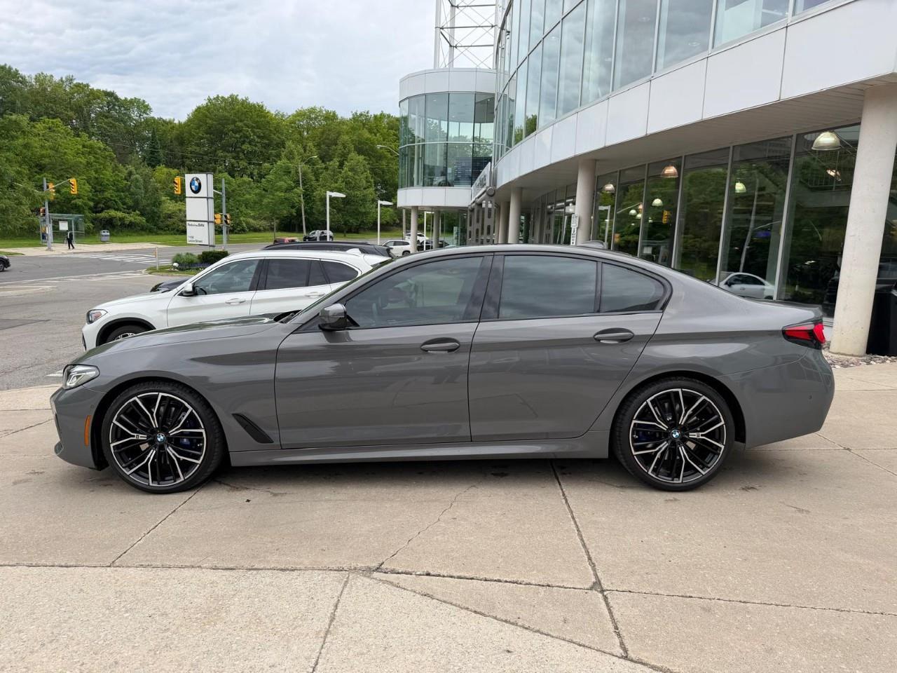 2022 BMW 530 i xDrive 4dr All-Wheel Drive Sedan Photo